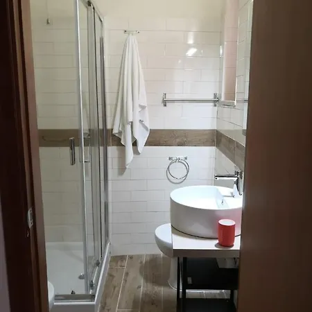 Dimora Antica Bed & Breakfast *
